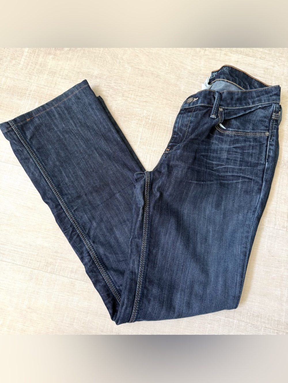 Banana Republic Serengeti Modern Boot Cut Stretch Jeans Size 6 Dark Wash